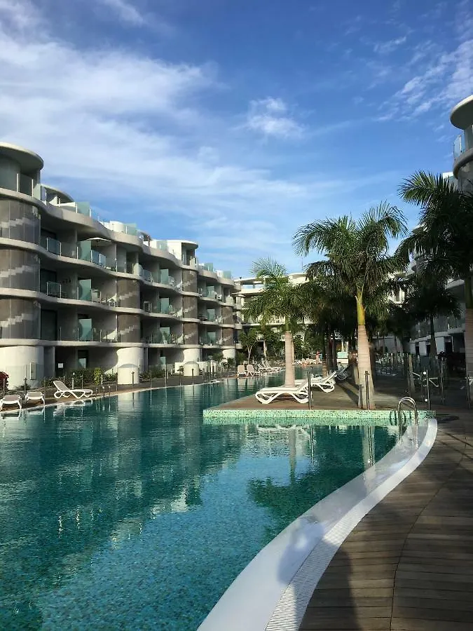 Appartamento The Waves, Luxurious 5*, Wifi, Olympic Pool Palm-mar Spagna