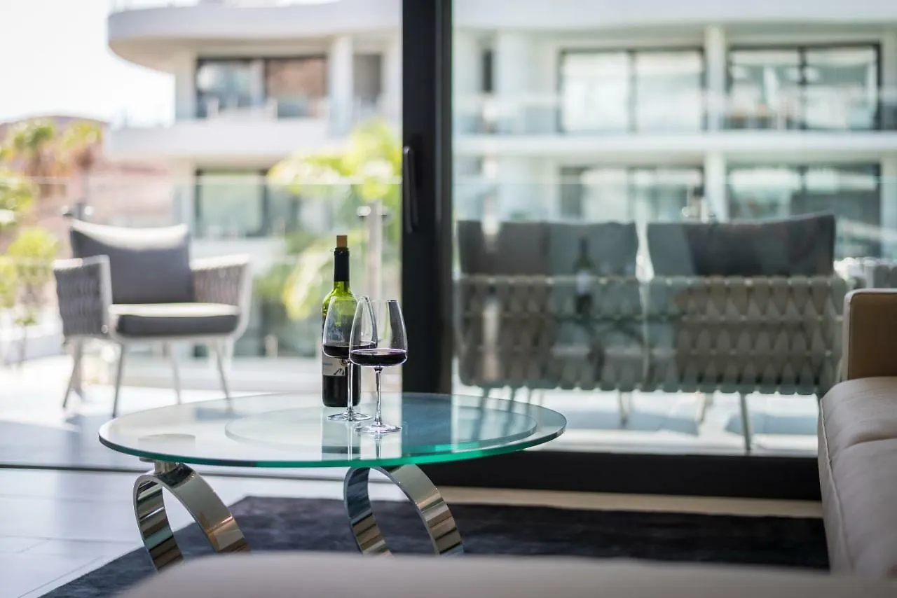 Appartamento The Waves, Luxurious 5*, Wifi, Olympic Pool Palm-mar Spagna