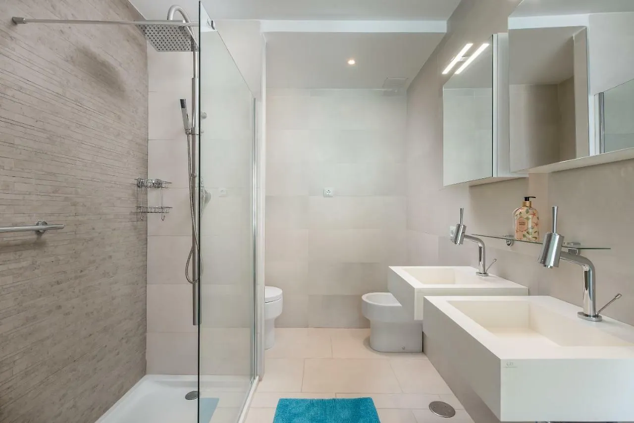 Appartamento The Waves, Luxurious 5*, Wifi, Olympic Pool Palm-mar Spagna