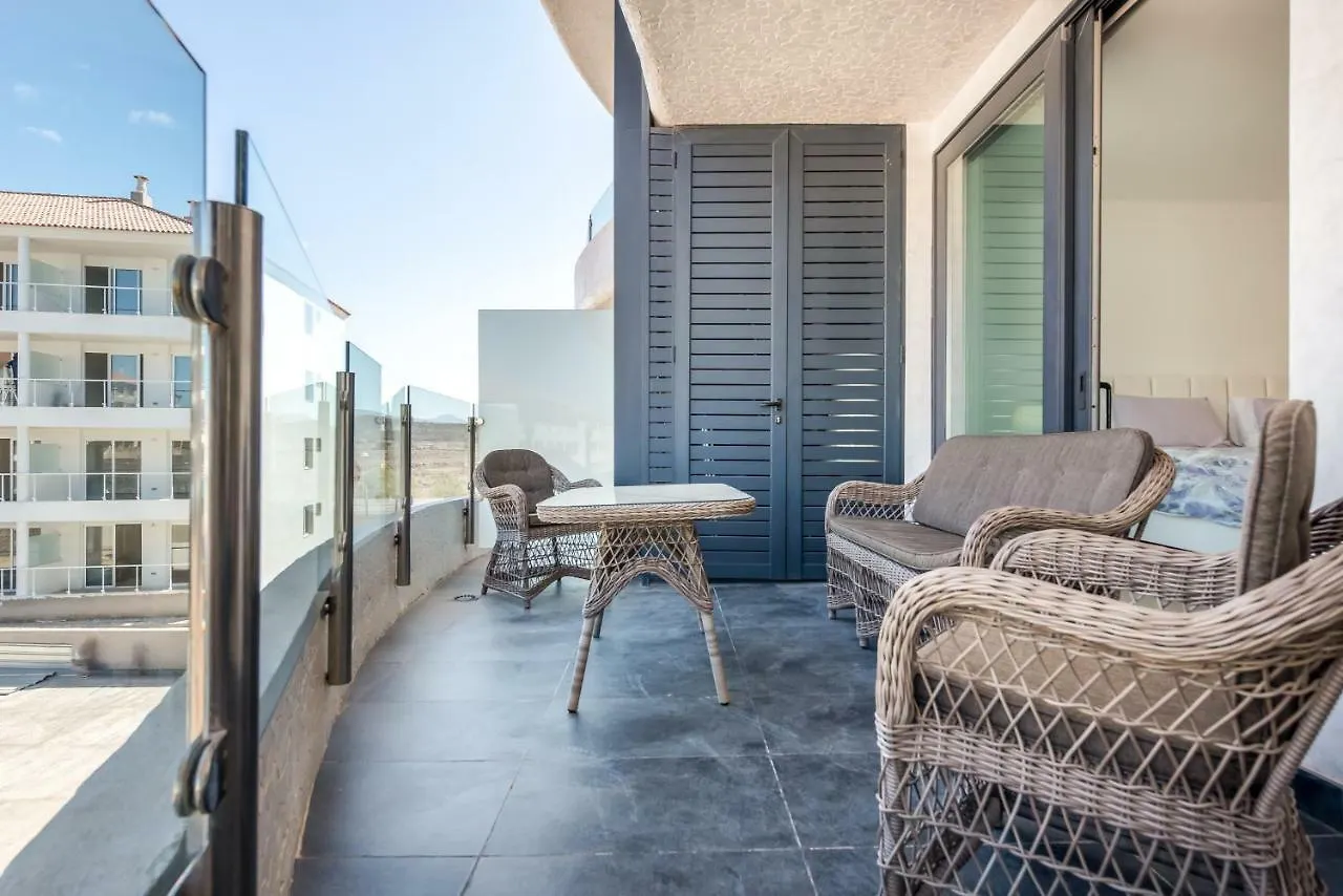 The Waves, Luxurious 5*, Wifi, Olympic Pool Apartment Palm-mar Spain